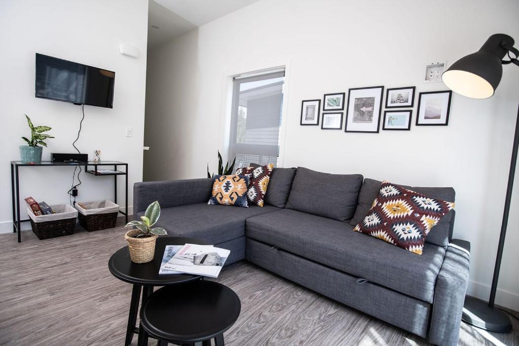 Appartement The Mac Shack By Revelstoke Vacations Extérieur photo